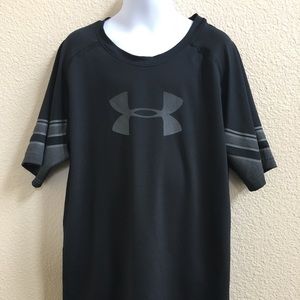 5/$25 YXL Under Amour tee